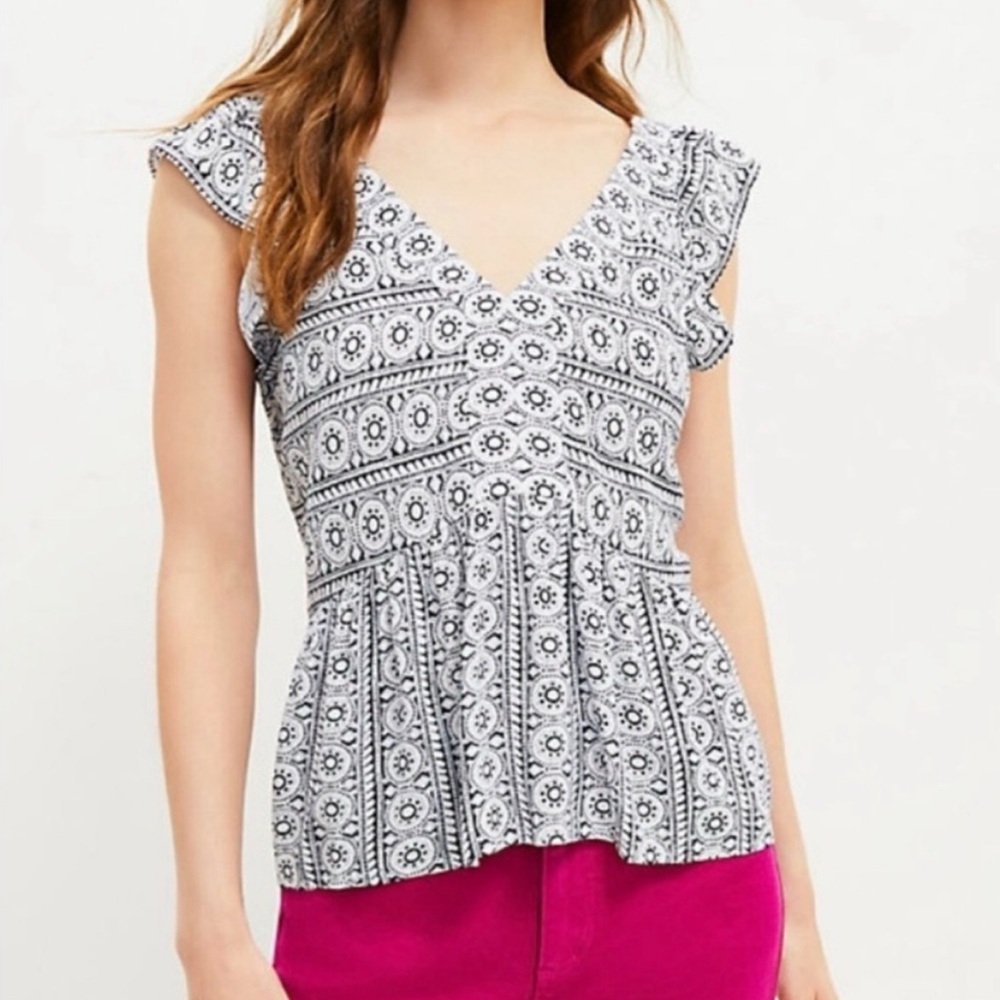 LOFT Medallion Peplum Women’s V-Neck Flutter Sleeveless Blouse